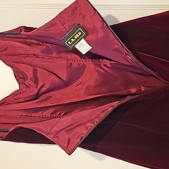 L A Glo Vintage Halter Maroon Dress - Picture 7 of 9